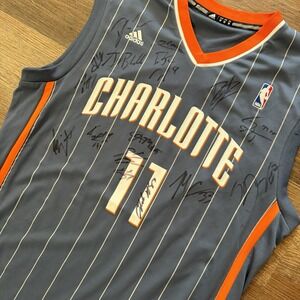 Charlotte Bobcats Jersey #11 Kintzinger Multiple‎ Autographs NWOT Adidas Sz M